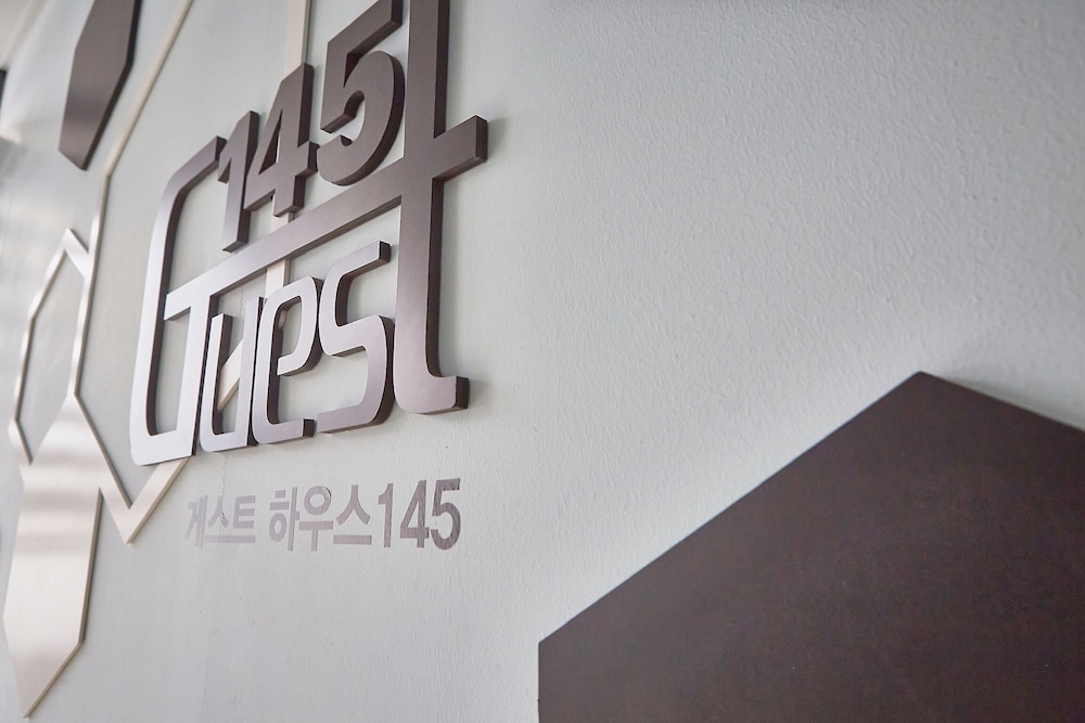 Hotel Guest 145