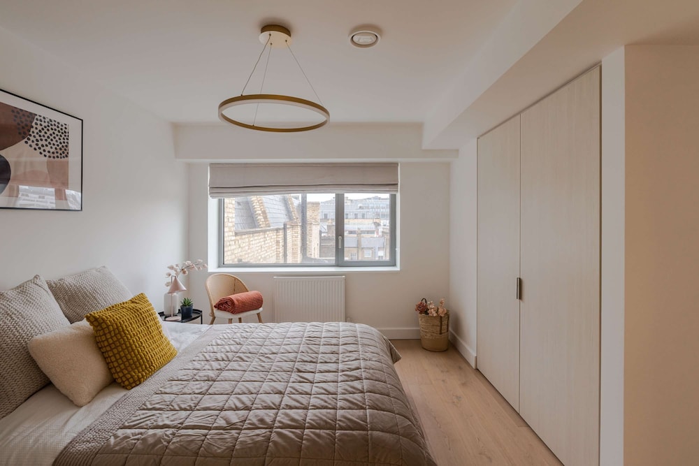 The Portland Penthouse - Marylebone - by Frankie
