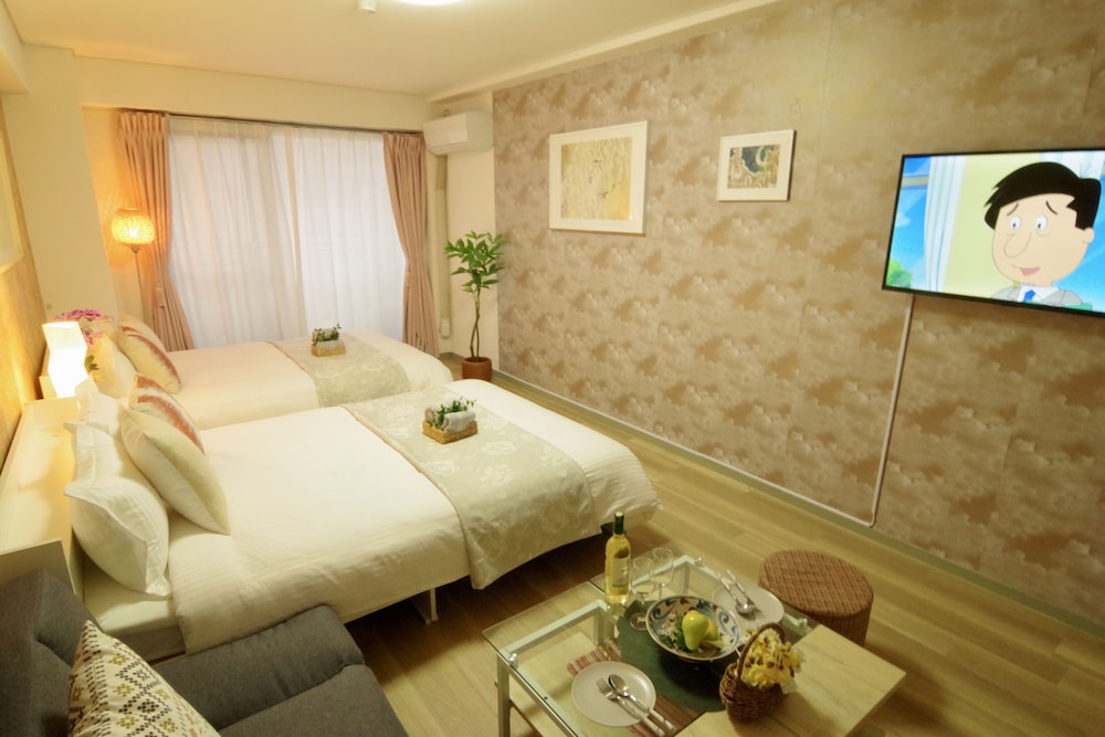 Nipponbashi Art Hotel