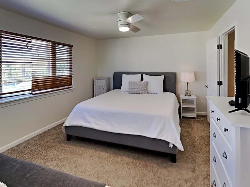 Regency Cabanas D3
