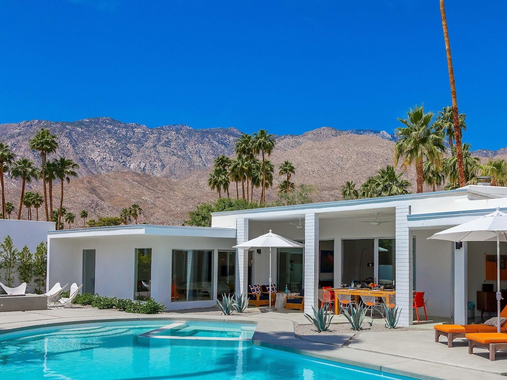 Palm Springs Vacations - Spero Estate - Property Image 12