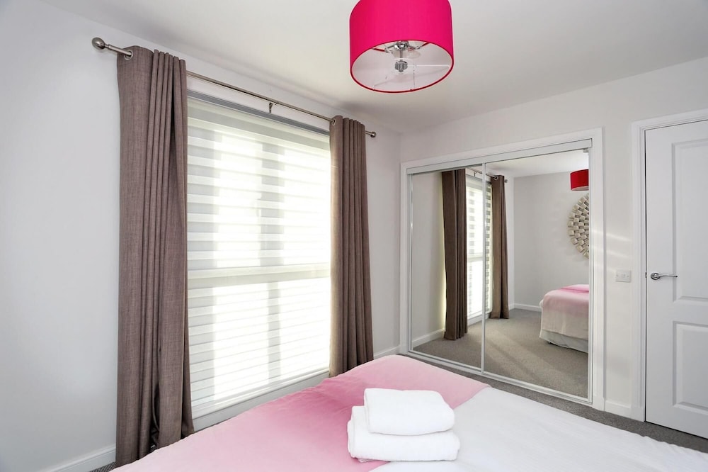 Modern Family Home in Aberdeen Scotland view 2