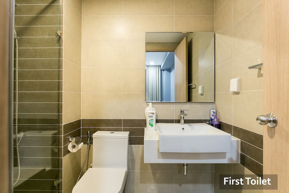 Henry Studio Luxury 2BR SWPool 17th