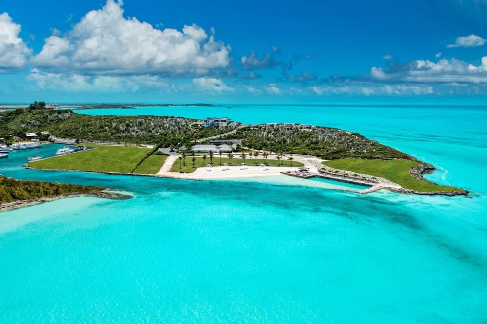 Luxe Oceanfront Penthouse Hot Tub Daily Cabana