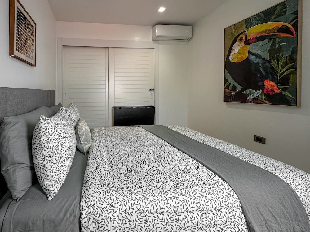 Gorgeous new Beach Apartment