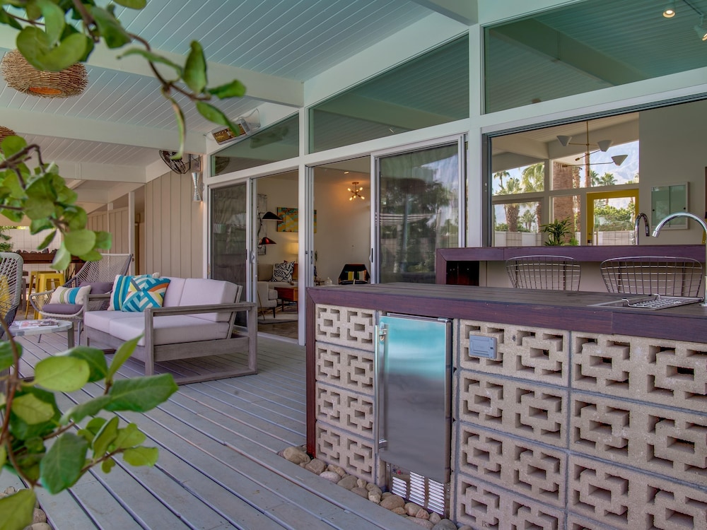 Palm Springs Vacations - West Elm House 2017: The Alexander - Property Image 14