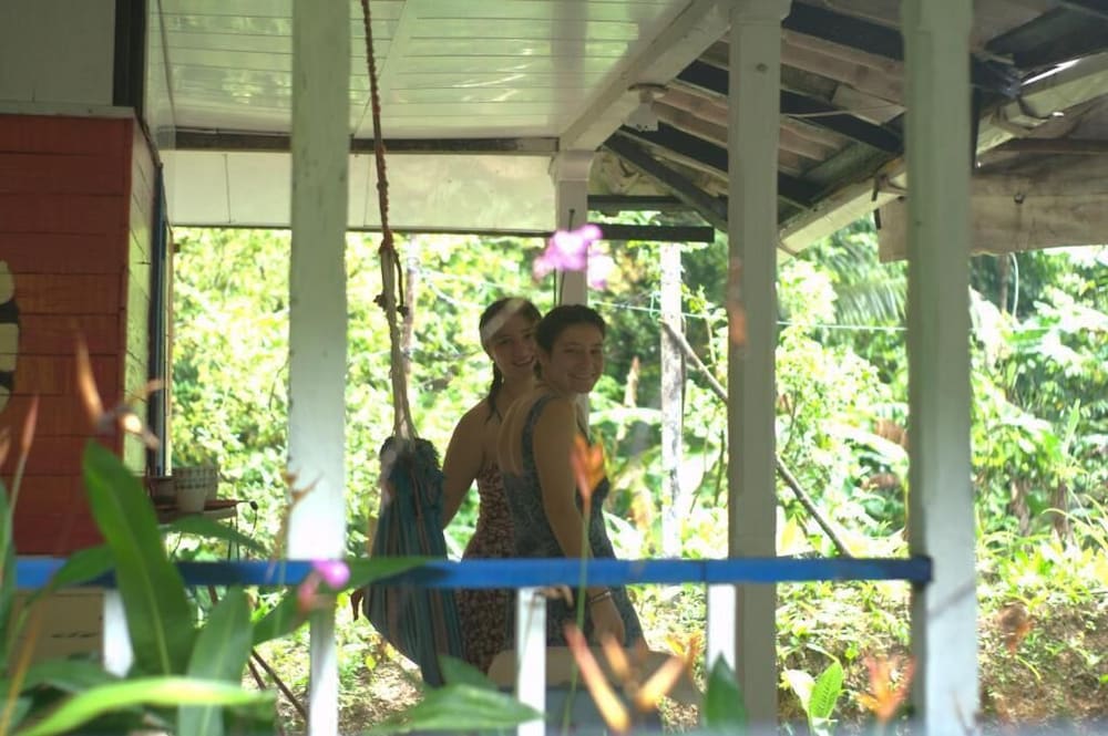 Wira Pora Hostal