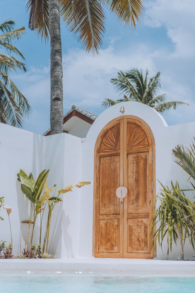 Lumora Boutique Villas