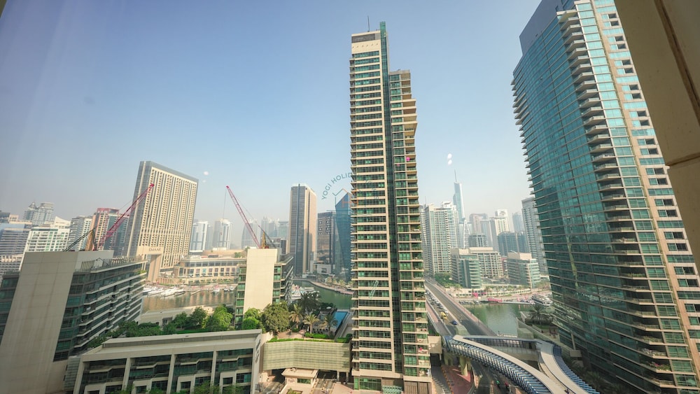 Premium 1 BR Stunning Marina & Sea Views