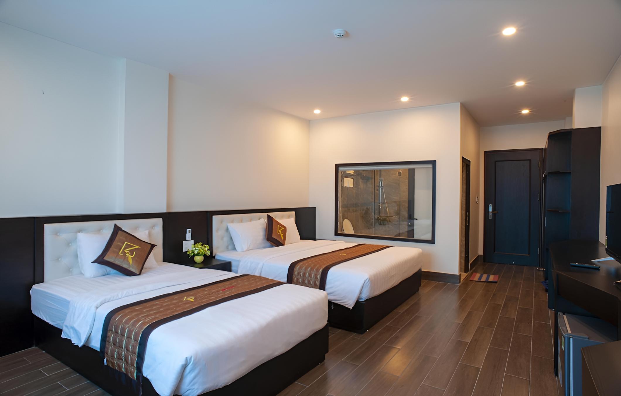 BAMBOU HALONG HOTEL view 3