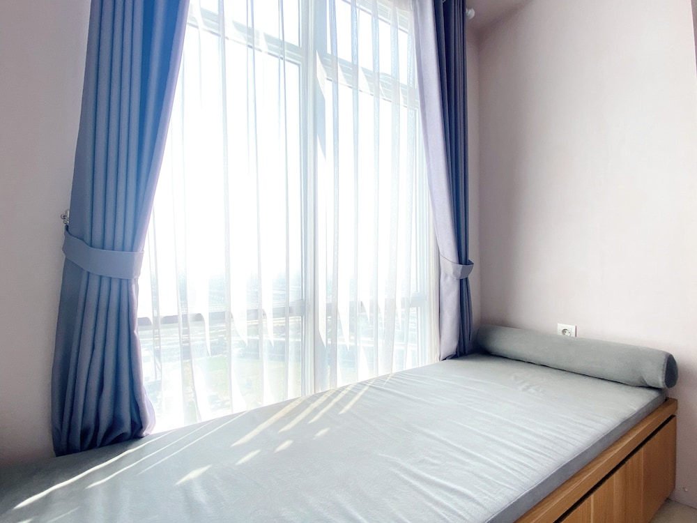 Wonderful And Homey Studio Vasanta Innopark Apartment