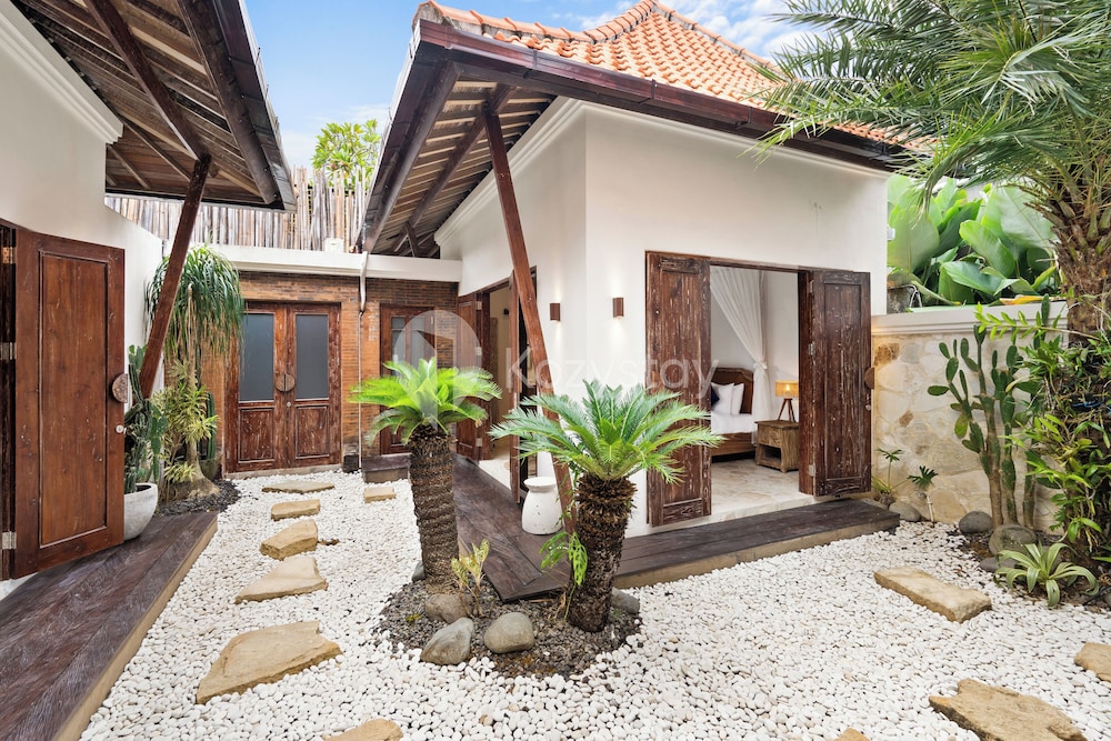 Dewandaru Villa by Kozystay - Canggu