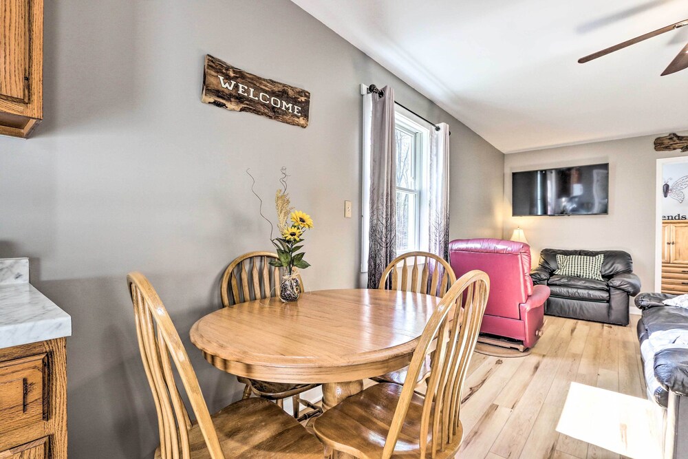 Knoxville Vacations - Peaceful Secluded Knoxville Retreat w/ Deck - Property Image 31