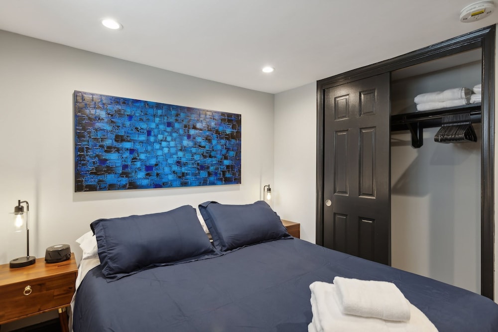 Charming 2BR Townhouse Condo in Heart of DC
