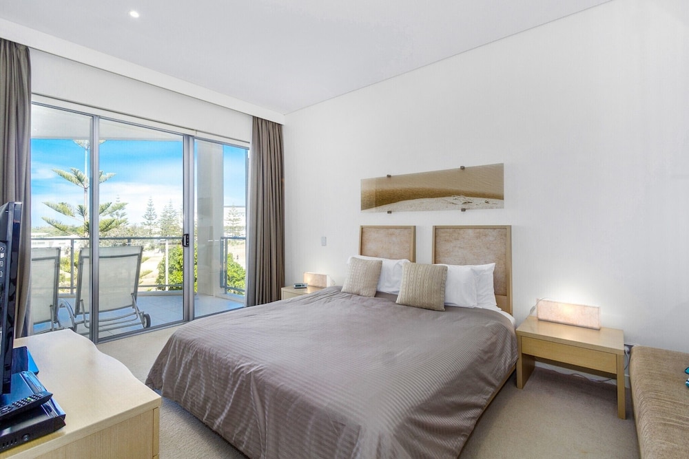 Luxury Apartments on Bells Boulevard