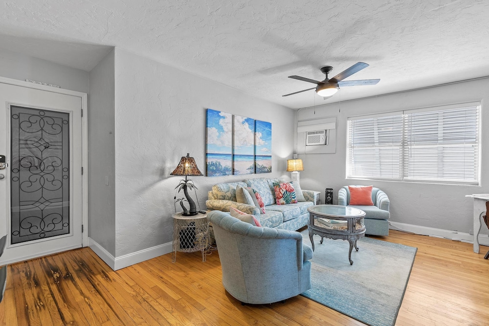 Flagler Suites 3