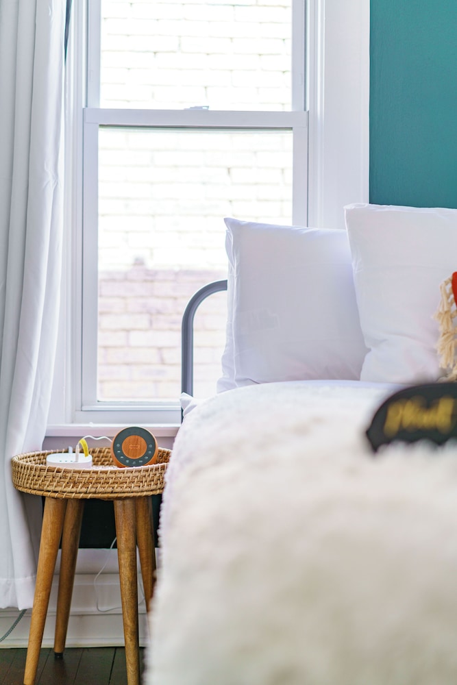 Jungle House Boutique Suites – Short North & Convention Center