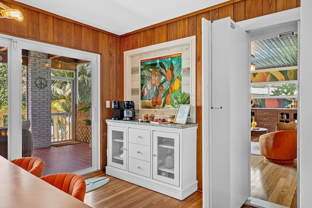 Mango Shores