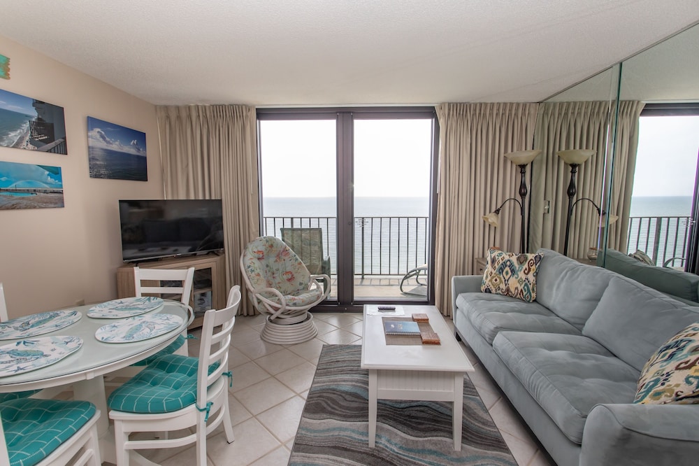 Royal Garden Resort 1506 2 Bedroom Condo by RedAwning view 5