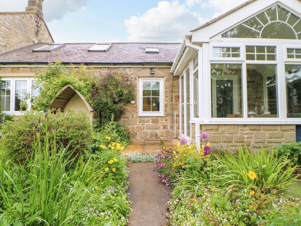 The Cottage, 5 Richley Terrace
