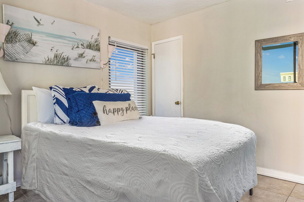 Island Sunrise by Southern Vacation Rentals