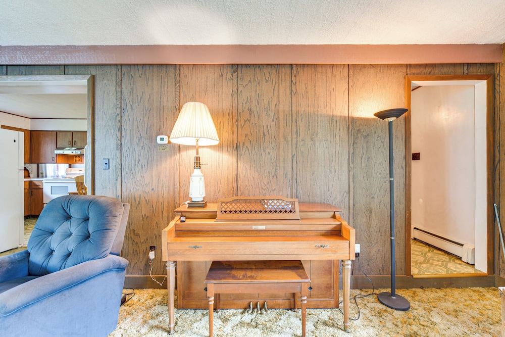 Fisher's Retreat: Hayward Home, Near ATV Trails!