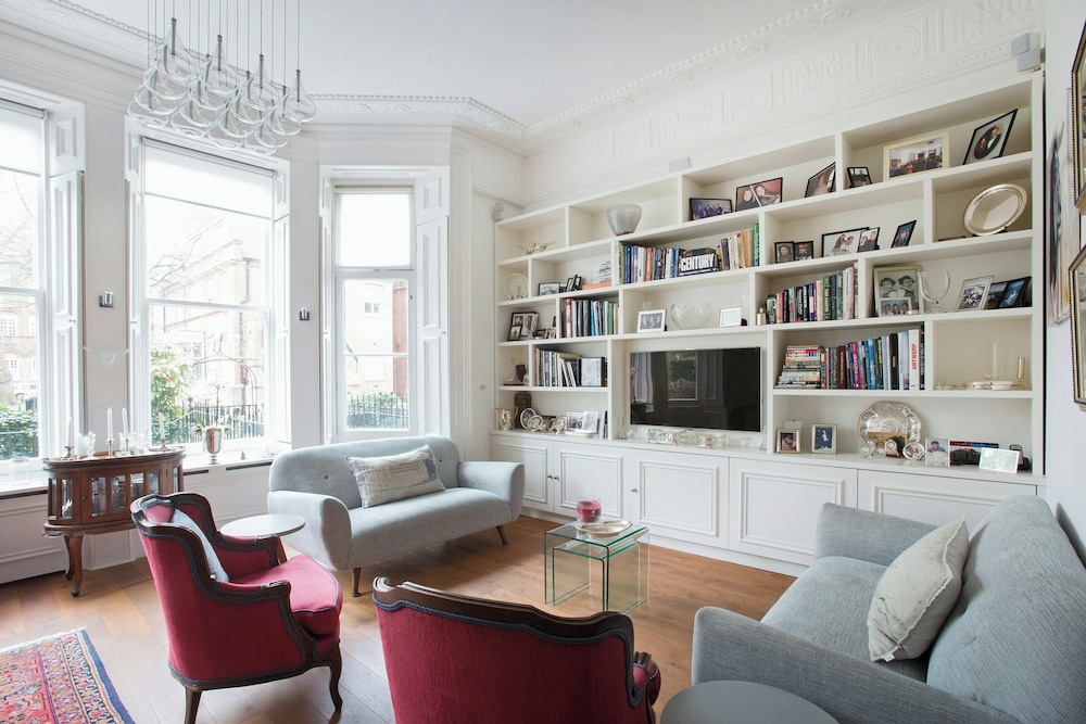 Courtfield Road II by Onefinestay