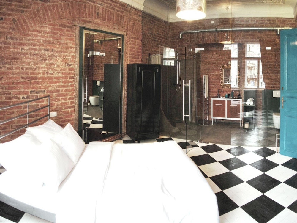 2 Bed Flat - Sleeps 3 - Wifi