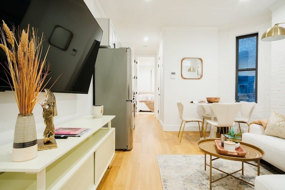 1288 UES Apartments