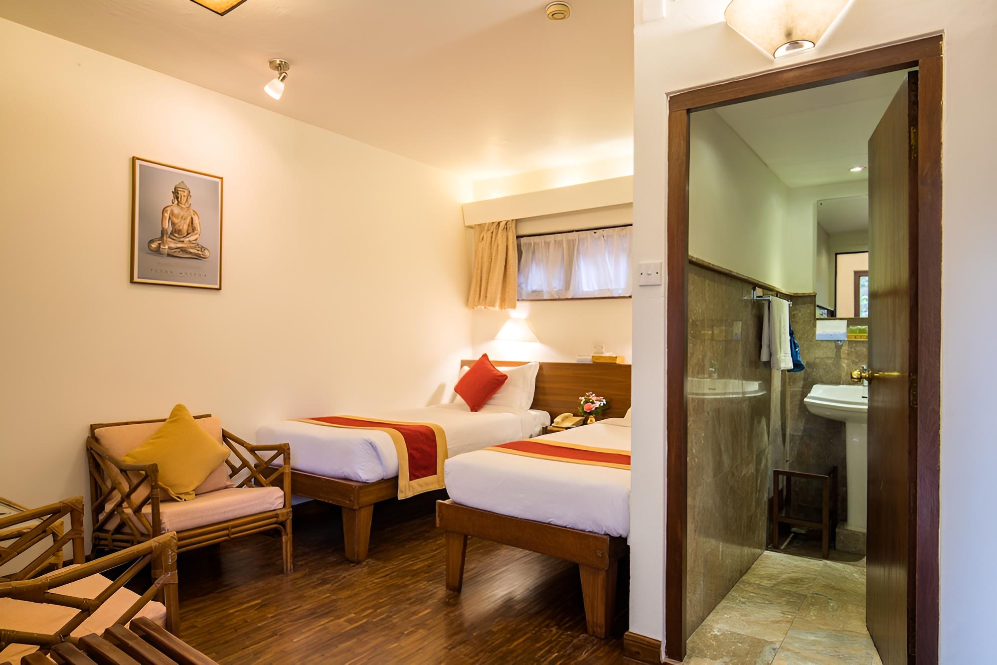 Summit Hotel
