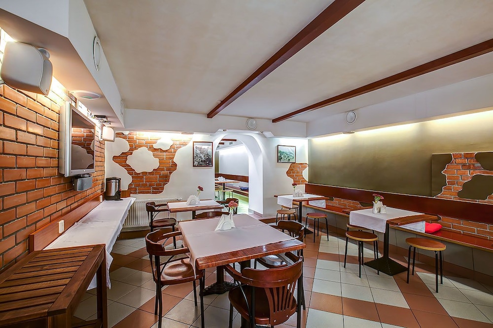 Kirovskie Dachi Motel