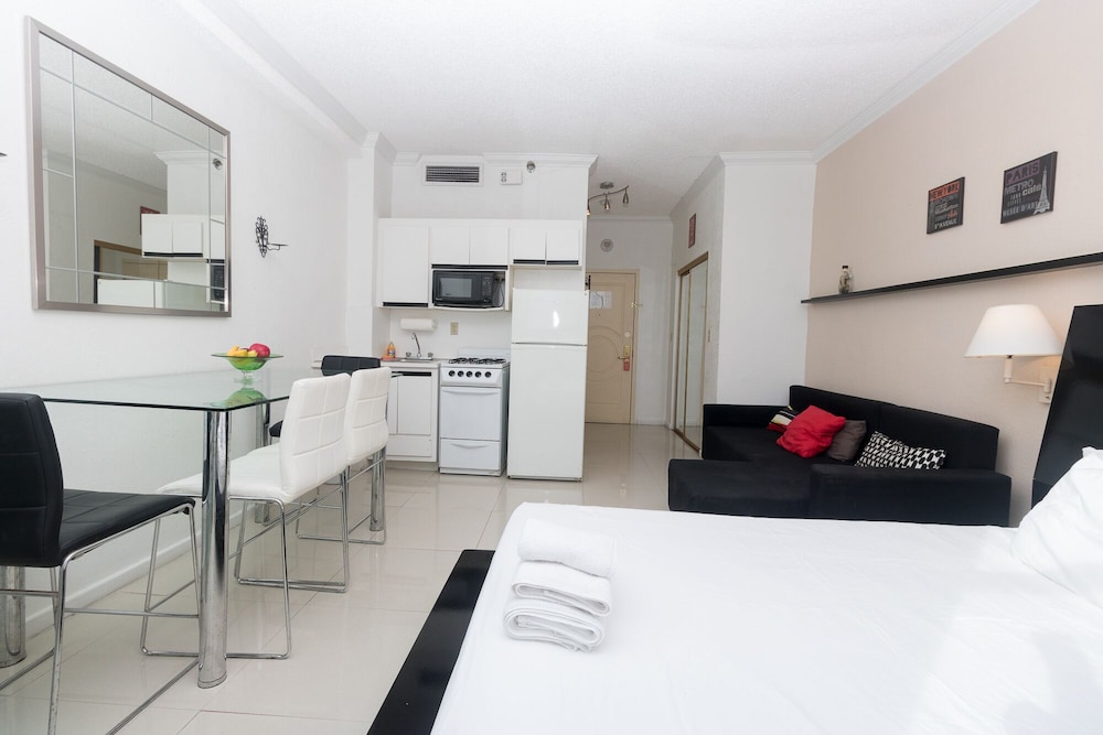 774 Ocean View Hollywood Beach view 5