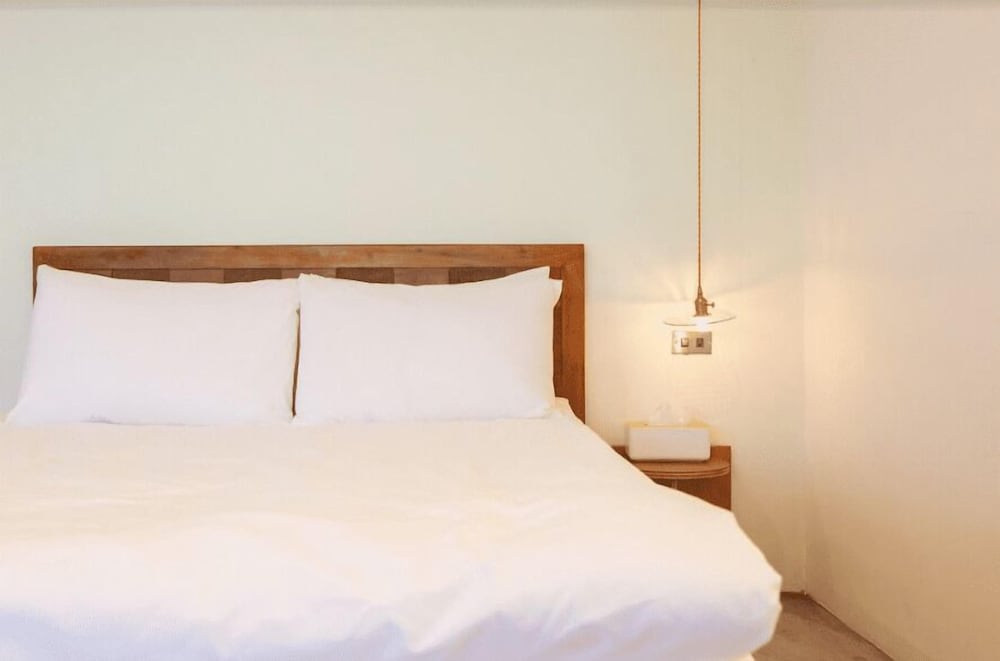OwlStay Jiufen Green Ray view 5