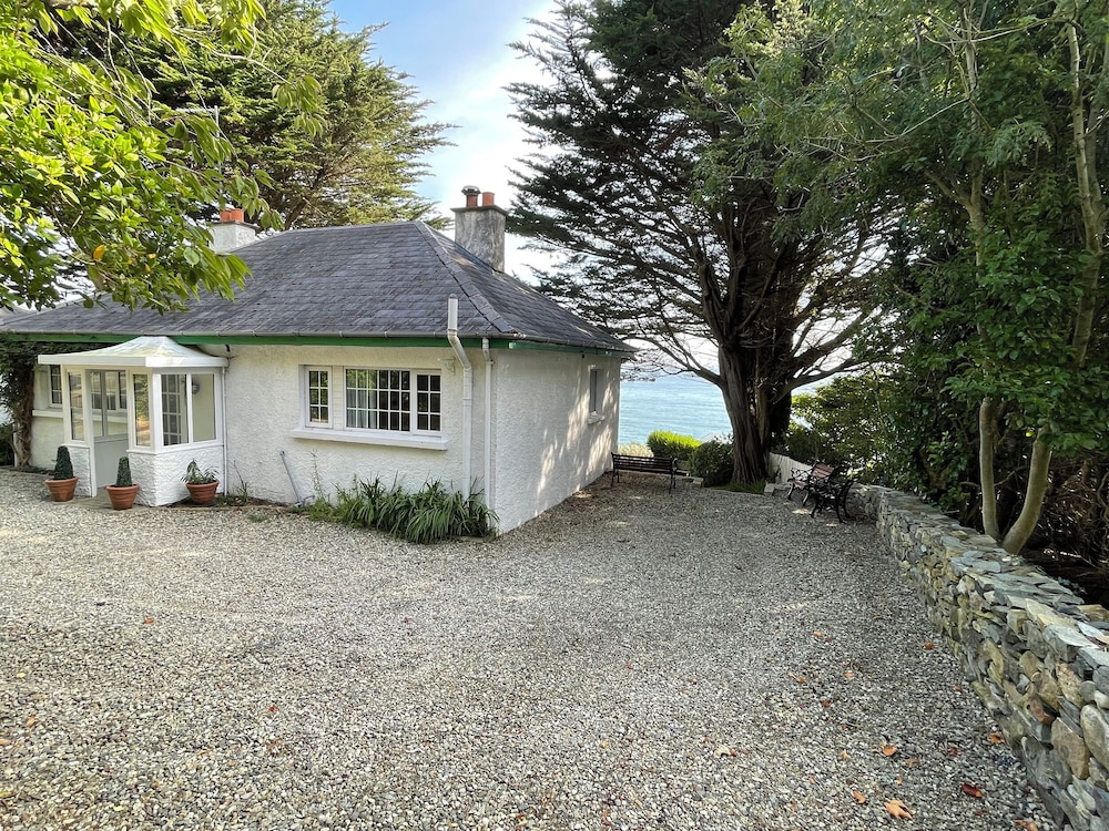Rocklea Seaside Cottage
