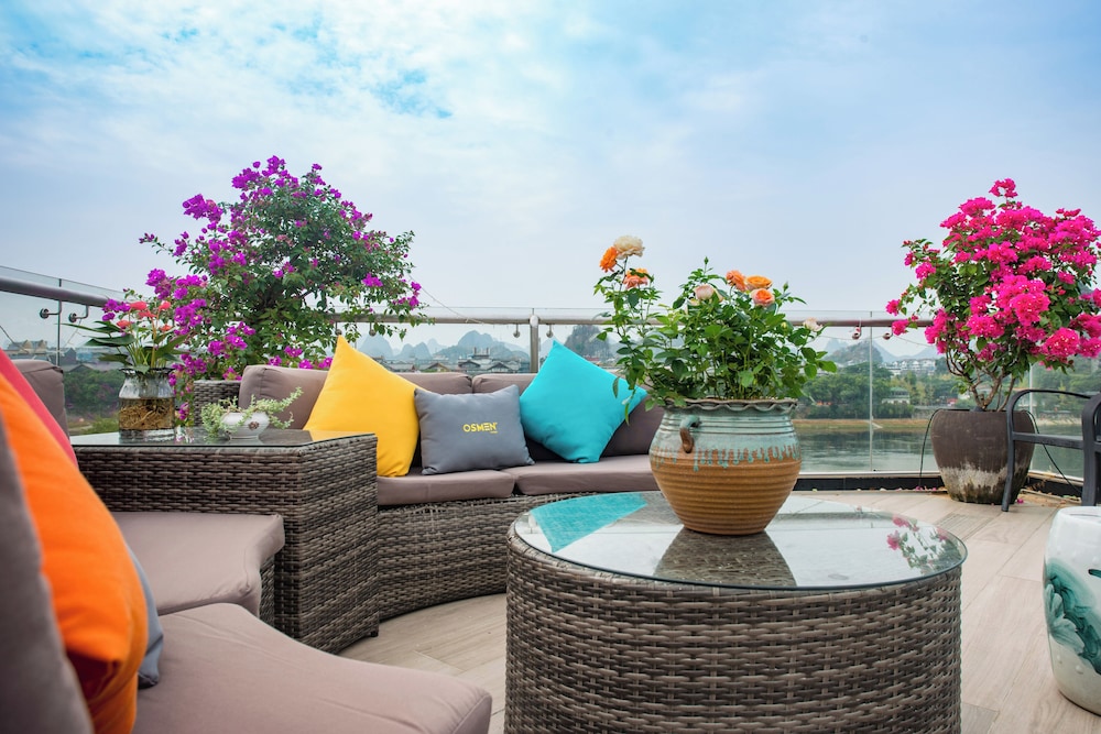 Li River Resort Villa Hotel