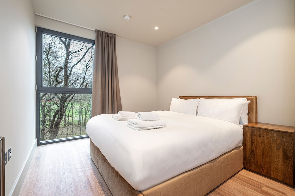 Modern Apartment in North London