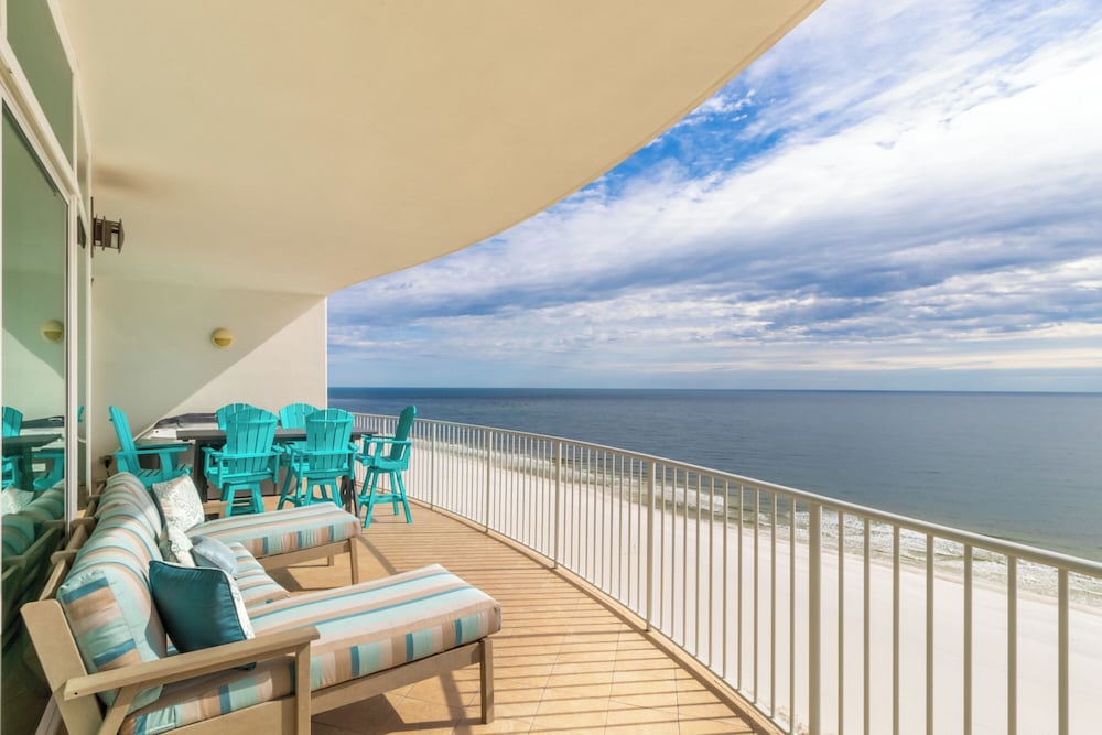 Turquoise Place Condos