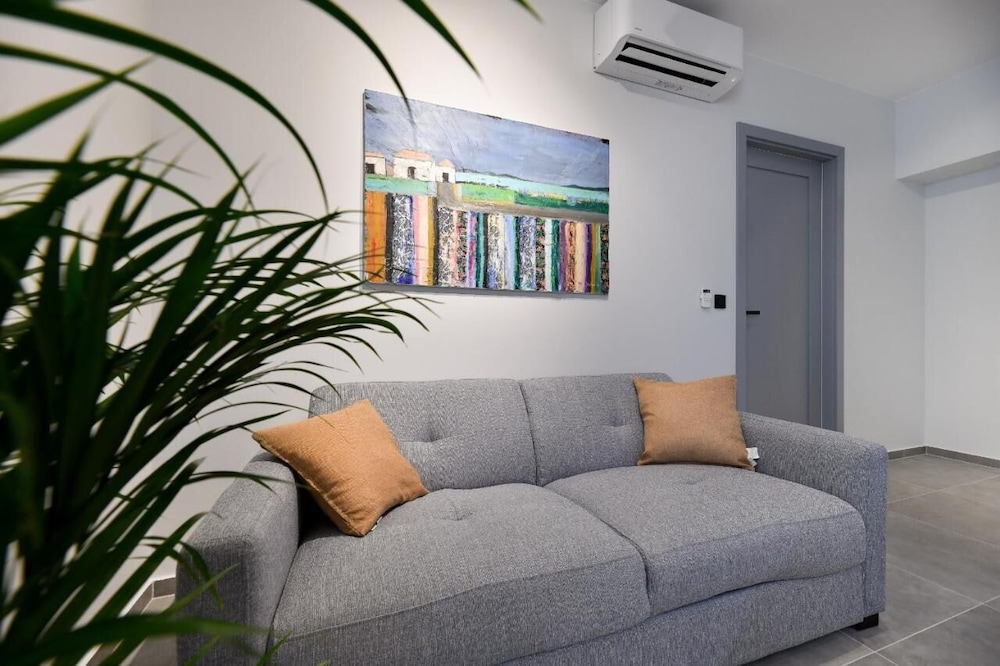 Maris Accommodation