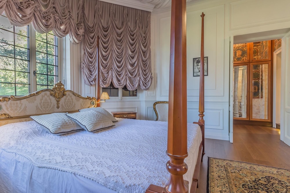 Belle Epoque Apartment Lierna view 3