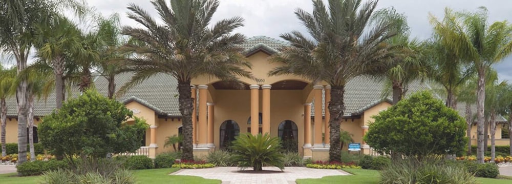 Lake View Paradise - Image 1