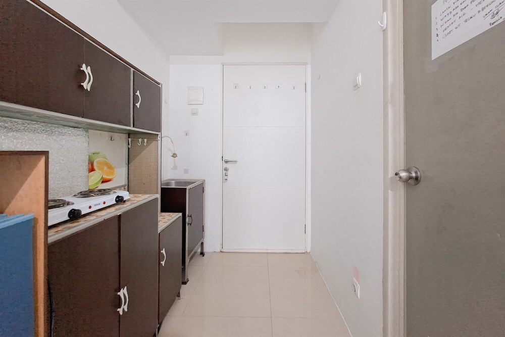 Simple Studio Apartment At Urbantown Serpong