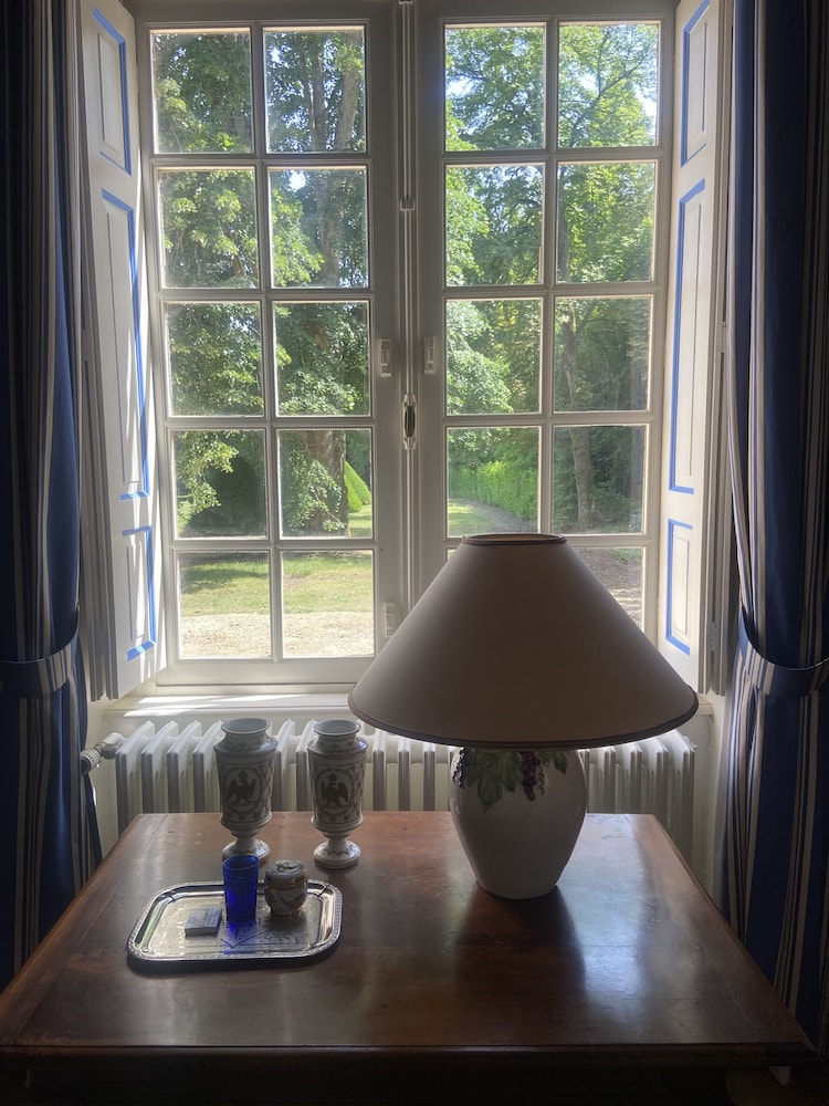 Château de Lauresse view 5