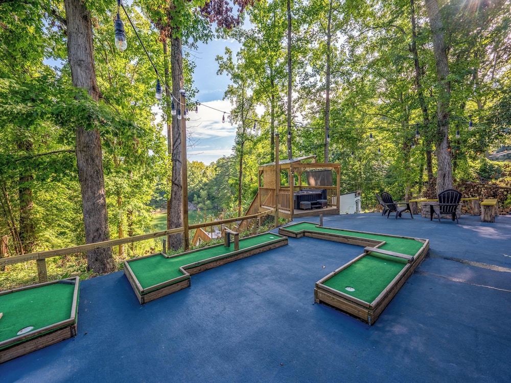 Emerald Cove by Jackson Mountain Rentals