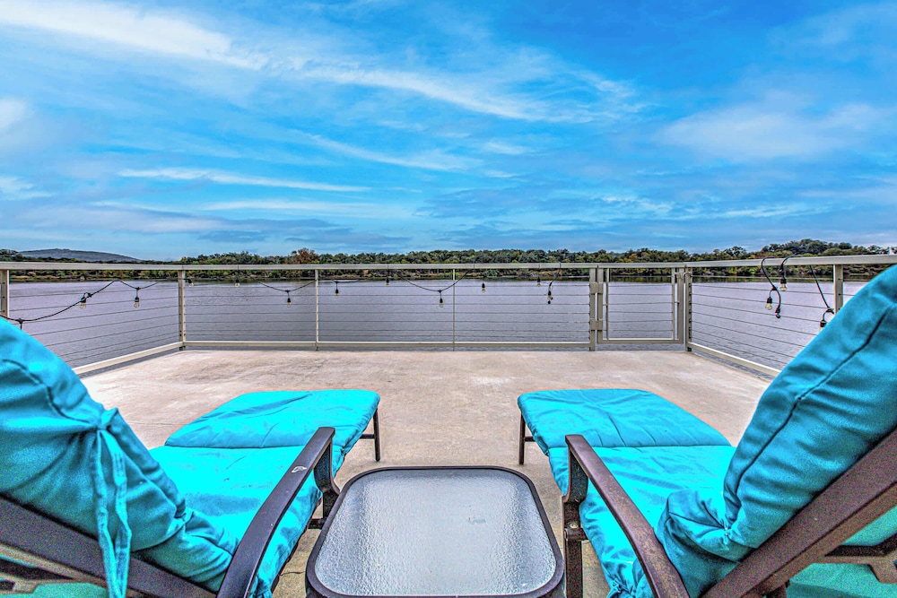 Triple L! Waterfront w/ Private Boat Dock!