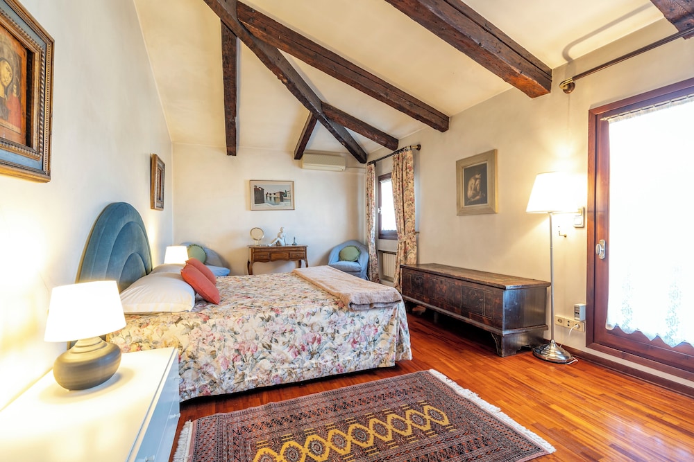 Palazzo Gradenigo by Wonderful Italy