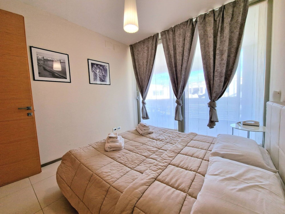 Suite La Giudecca sea View Sleeps 4 Wifi