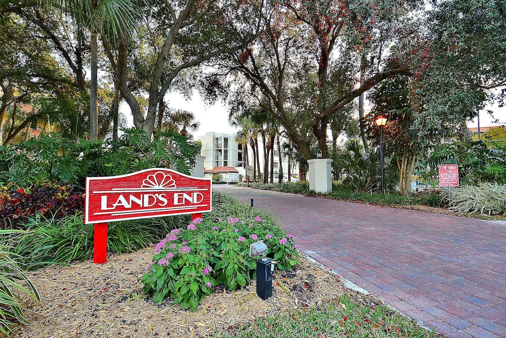 Land's End 7-206 Beach Front - Premier