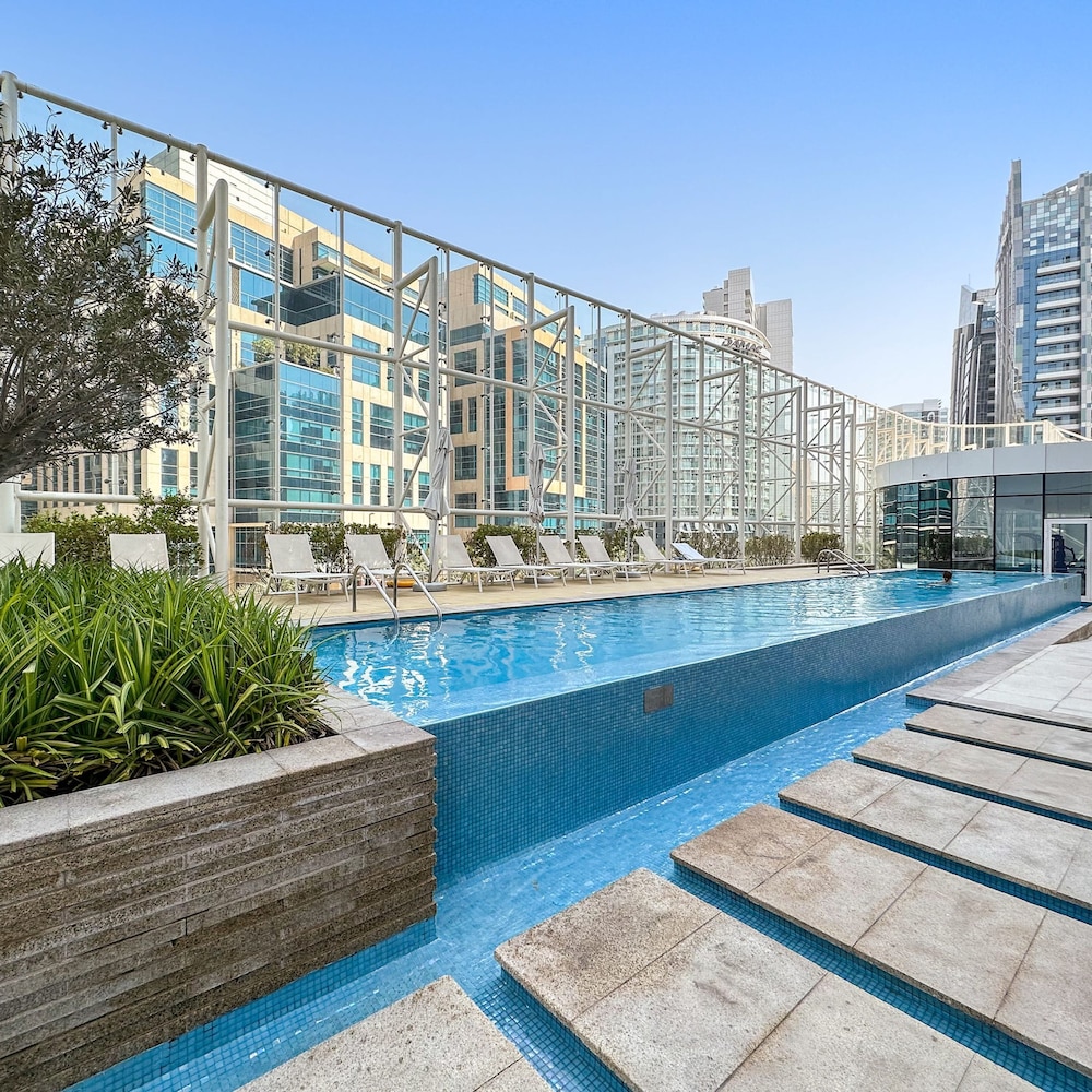Appart in Business Bay With Amazing Burj View