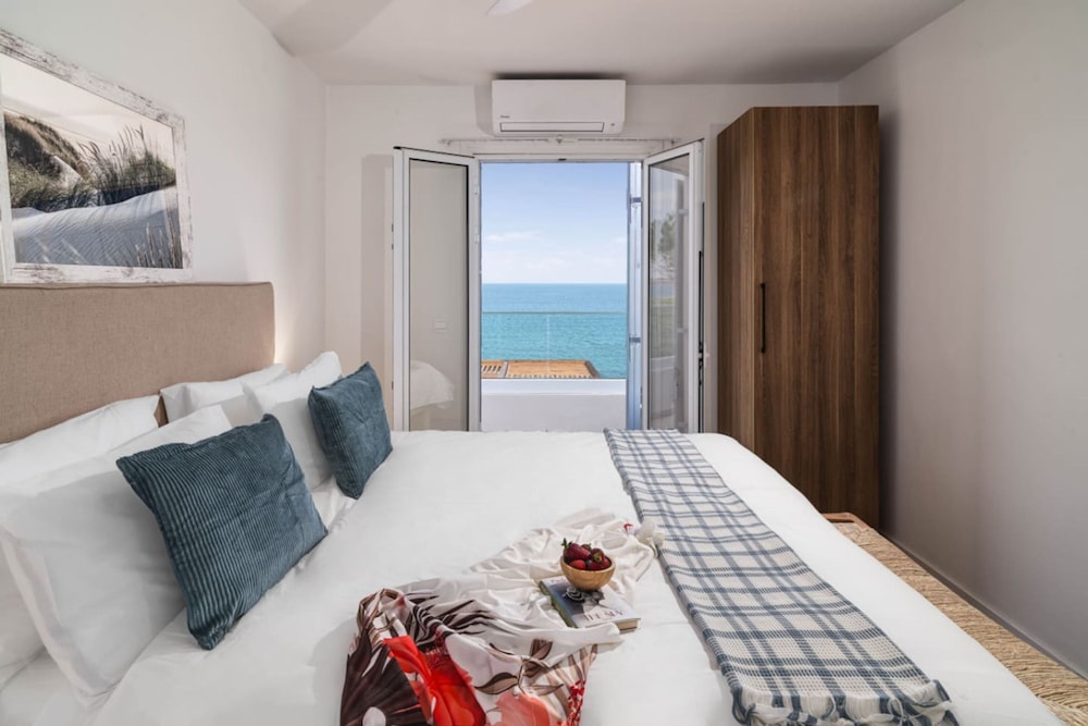 Villa Astrofegia Moonlit Escape With Sea Views