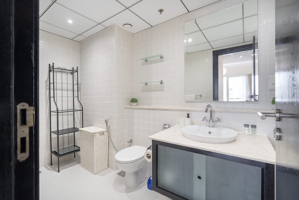Luxury in Dubai Marina s 1 Bed That Sleeps 2